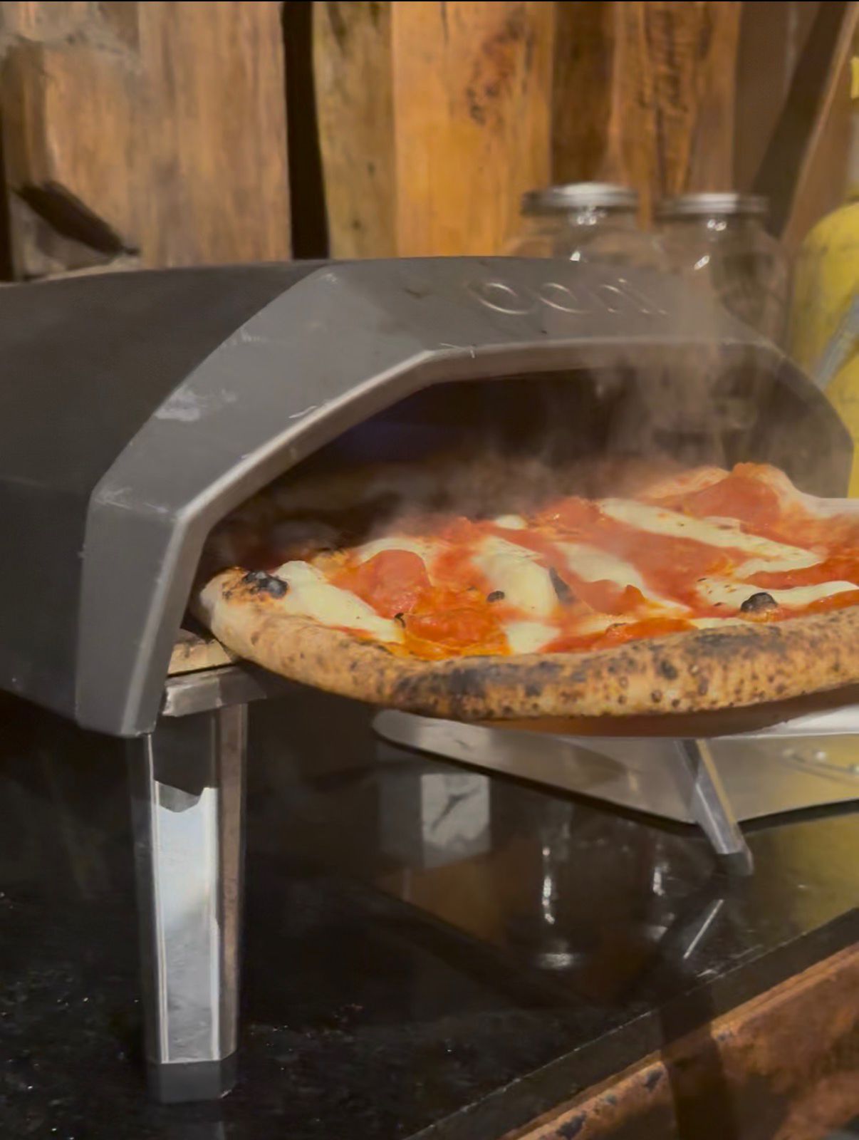VÖKA pizza
